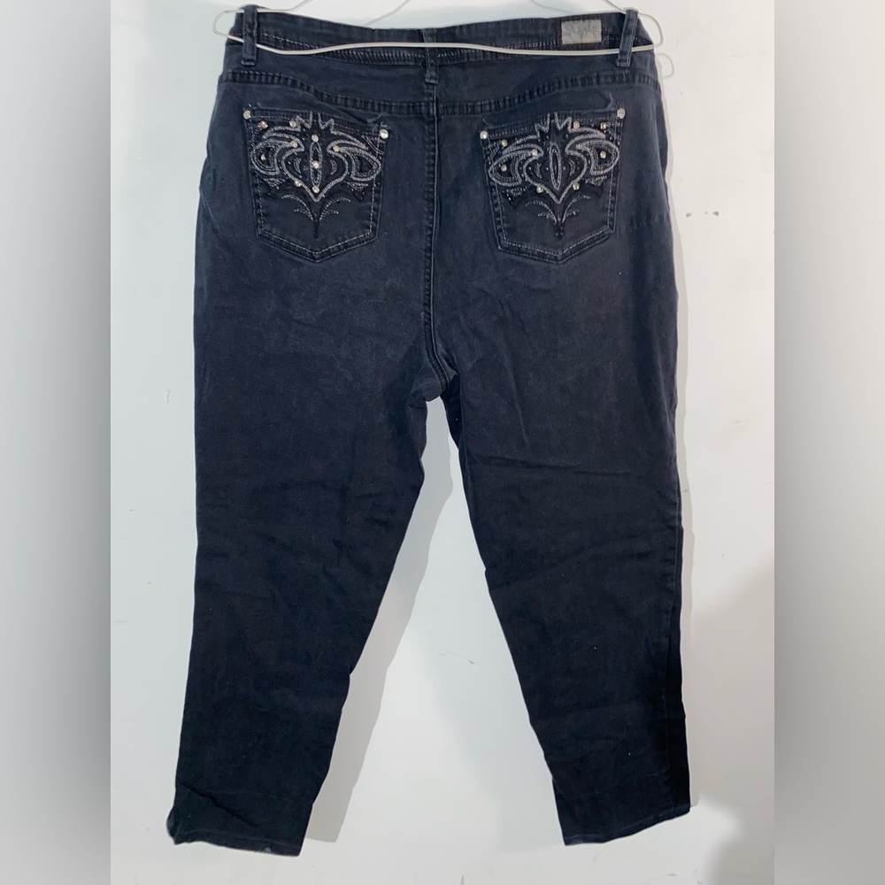 Women's Black Jeans - Picture 2 of 8